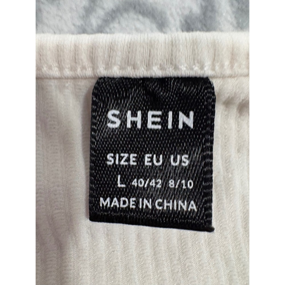 SHEIN Off White Ribbed Knit Scoop Neck Crop Top Curved Hem Large - Picture 2 of 6
